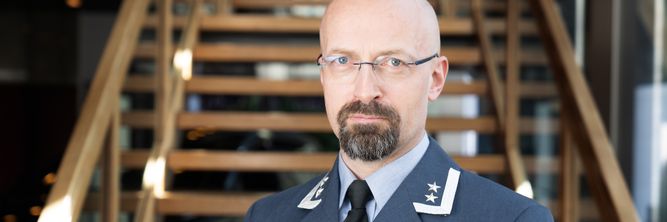 Illustrasjon av – Per nå har ikke vi et konkret oppdrag