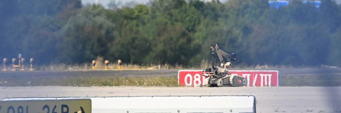 Illustrasjon av Tysklands innenriksminister om dronehendelse på flyplass: – Et nytt farenivå