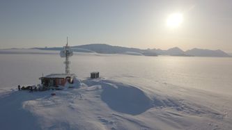 Illustrasjon av Simulerer redningsaksjon på Svalbard for å teste nytt nødnett