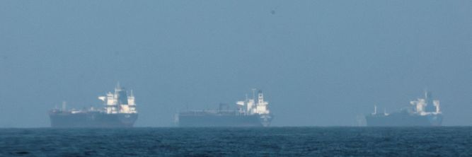 Illustrasjon av Rederiene er avventende selv om Hormuzstredet åpnes