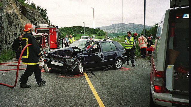 Det kan bli solgt biler med 2G-Ecall i Norge ett år etter at 2G-nettet er lagt ned