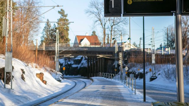 Tøff vinter ga store utfordringer for togpassasjerene – slik skal Vy unngå de samme problemene neste vinter