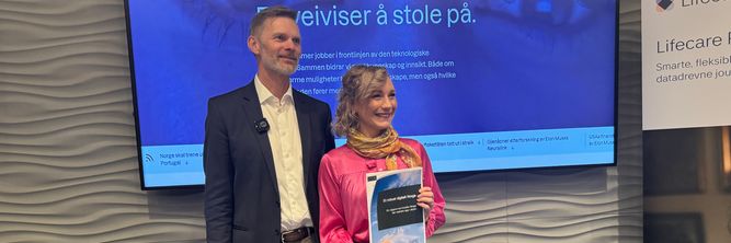 Illustrasjon av På tide å flytte Norge opp i skyen!