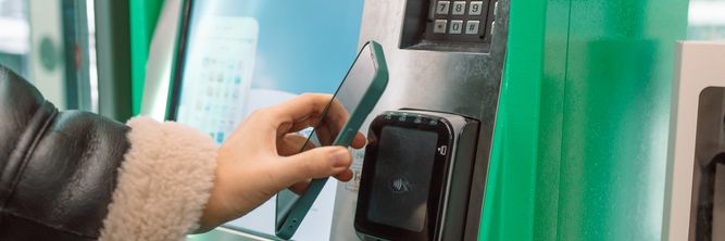 Illustrasjon av Kan stjele penger via minibank – uten å stjele kortet ditt