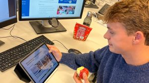 Andreas har gratis studentabo: – Jeg bruker TU-appen nesten hver dag