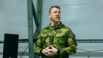Illustrasjon av Han blir sjef for Brigade nord