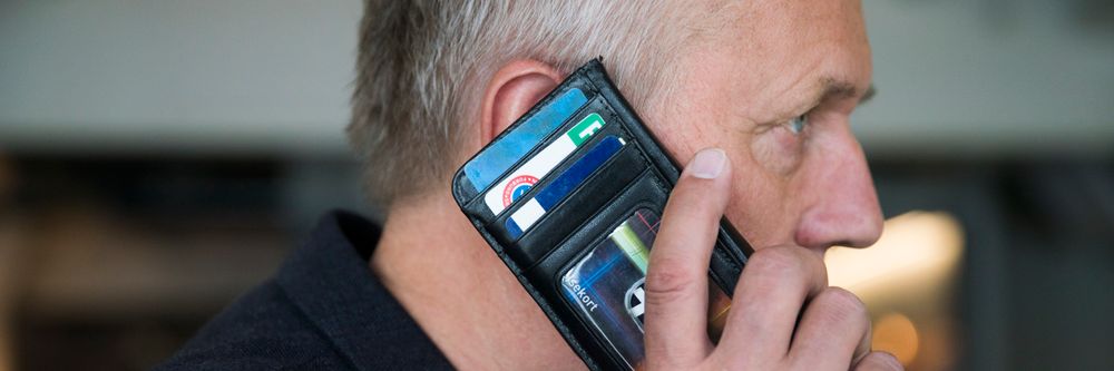 Illustrasjon av Professor mener noen burde anmelde Telenor