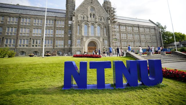 Færre om beinet på IT-studier