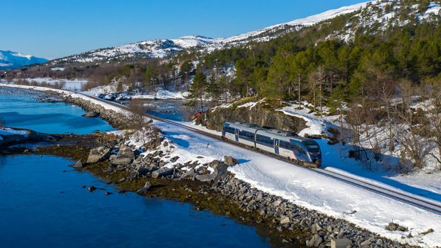 Nok et lokomotiv på Nordlandsbanen er nede for telling – nå blir det buss for tog på dagtid