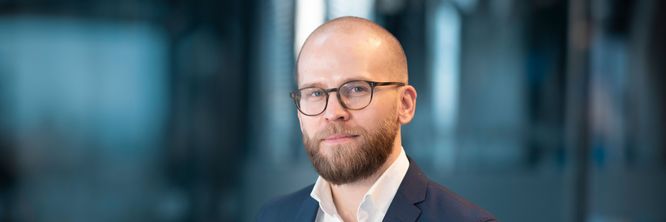 Illustrasjon av Telenor rev viktig peileanlegg ved en feil – koster staten 33 mill.