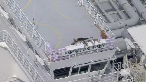 Illustrasjon av Her er bilder av bevæpnet russisk tankskip i Finskebukta