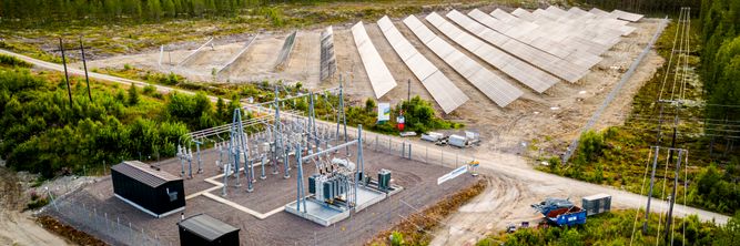 Illustrasjon av Norges første storskala solkraftverk traff produksjonsmålet – ikke lønnsomheten