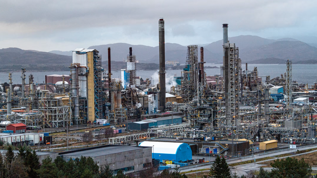 Gransker dødsulykke på Mongstad