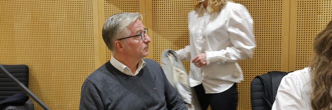 Illustrasjon av Nekter for grytidlig møte om overskridelse på ubåtbase