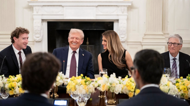 Mens Trump krevde å overta Grønland, åpnet Danmark telenettet sitt for amerikansk KI