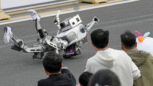 Illustrasjon av «Menneskelig» robot smadret verdensrekorden på halvmaraton