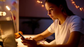 Illustrasjon av Ingen påvist helsefare ved mobilbruk