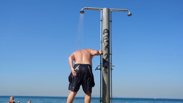 Nå kan det bikke 40 grader i populære ferieland