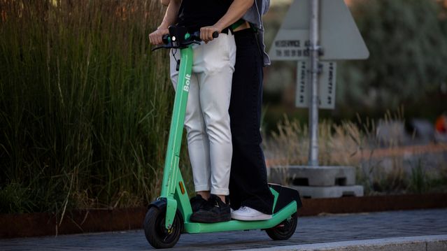 Byrådet vil ha forbud mot elsparkesykkel på Oslos fortau