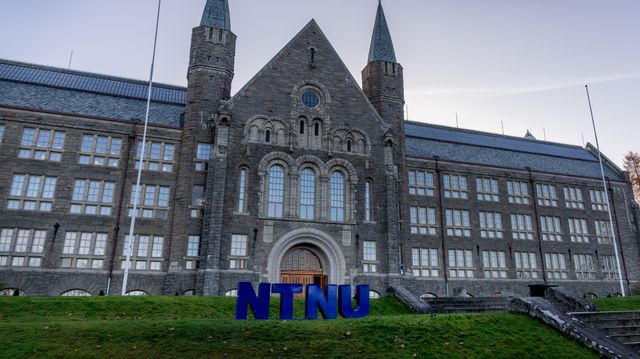 Andelen kvinner ved prestisjestudium nesten halvert