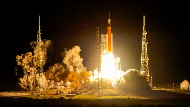 Trump vil bruke milliarder på å få mennesker til Mars – men kutter i forskning