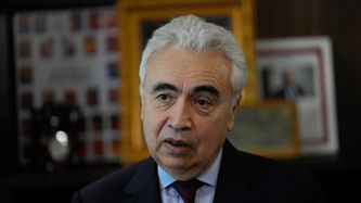 Illustrasjon av IEA: – Verden står overfor historiens største energikrise