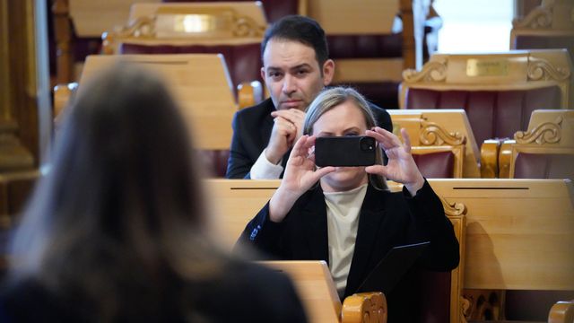 Sverige: Anbefaler 13-årsgrense for smarttelefon