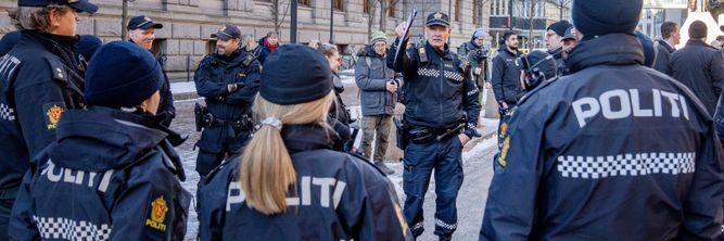 Illustrasjon av Kjøpte IT-konsulenter for dobbelt av avtalt ramme