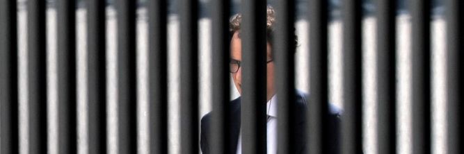Illustrasjon av Forbrukerteknologi har blitt sikkerhetspolitikk