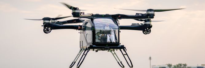 Illustrasjon av Verdens første flybilfabrikk er i drift