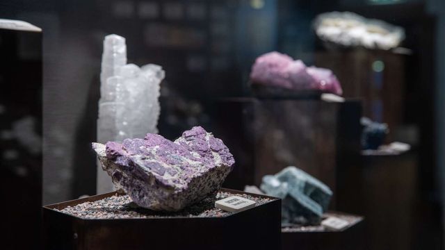 Kvifor sølv drep vampyrar – og andre steinmytar