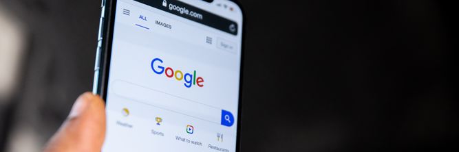Illustrasjon av Kritikk av Googles KI-svar: Flere er KI som siterer KI som siterer KI
