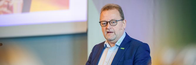 Illustrasjon av Ingen tegn til KI-drevne oppsigelser i Norge