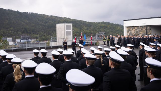 45 offiserer møter staten i retten