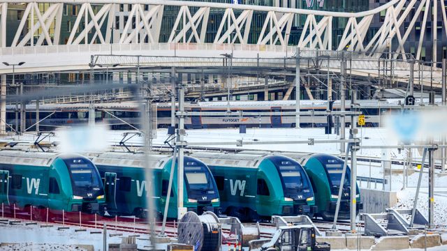 Rundt halvparten av togene innstilt: – Veldig lur løsning vi har kommet opp med 