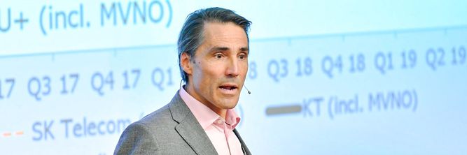 Illustrasjon av Norske teleselskaper går så det griner – men tar seg likevel best betalt i Norden