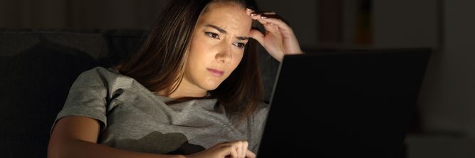 Illustrasjon av Unge mener Chat GPT gir bedre svar enn fagfolk