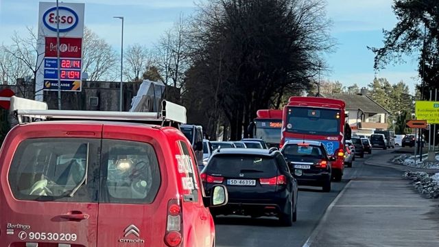 Bussene skal kjøre 5 km/t fortere i rushet etter veiprosjekt til over 300 mill.