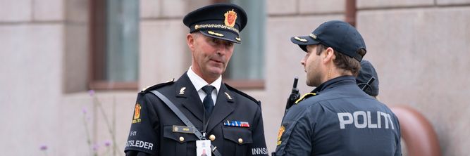 Illustrasjon av Norsk politi får svensk og dansk bistand under gravferden