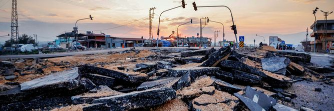 Illustrasjon av Norge er pepret med jordskjelvmålere