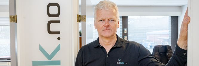 Illustrasjon av Krever millioner av konkurrent: – Dette er cowboyer