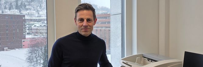 Illustrasjon av Gigantinnkjøp gir 20.000 ansatte skyverktøy – nå ryker papiret