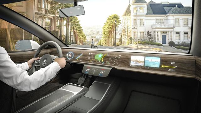 Ny regler skal sette en stopper for skjermtrenden i biler