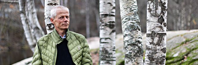 Illustrasjon av – Det er ingen god løsning at KI skal fatte vedtak i saksbehandling