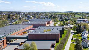 Under taket på Norges eneste himlingfabrikk