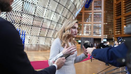 Illustrasjon av Sverige skroter nye kraftkabler som følge av EU-strid