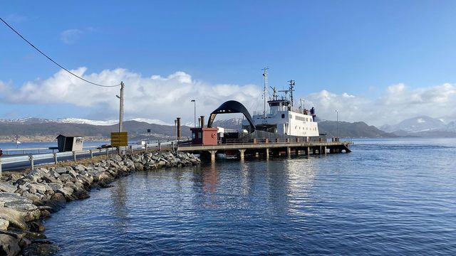 Kofa er delt: Er ei fergekaibru faktisk ei bru?