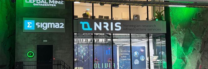 Illustrasjon av «Olivia» veier 15 tonn, bor i en gruve og er landets kraftigste datamaskin