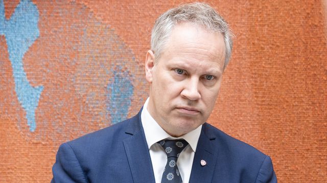 Åpner for nullutslippssoner med 1000-kronersbøter for å kjøre fossilt