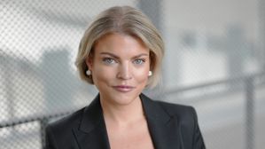 Ny robust hurtiglader fra Schneider Electric – for elbiler og tunge elektriske kjøretøy